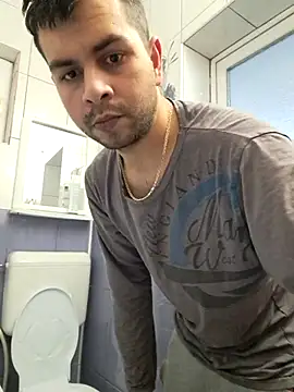 hornny1995 online show from 02/23/25, 07:28