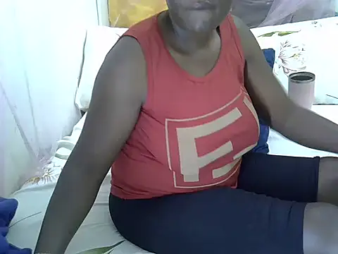 Sweetreena online show from 05/20/26, 03:24