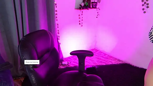 vayolett01 dakotta online show from 04/12/26, 03:44