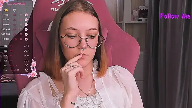 Snapshot of bunny_bubble chatting on 12/29/24, 09:41 bunny bubble online show from 12/29/24, 09:41