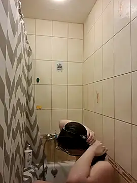 Sakura Green online show from 12/05/24, 08:33