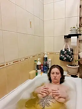 Sakura Green online show from 01/09/25, 09:58