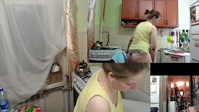 Sakura Green online show from 11/04/25, 04:28