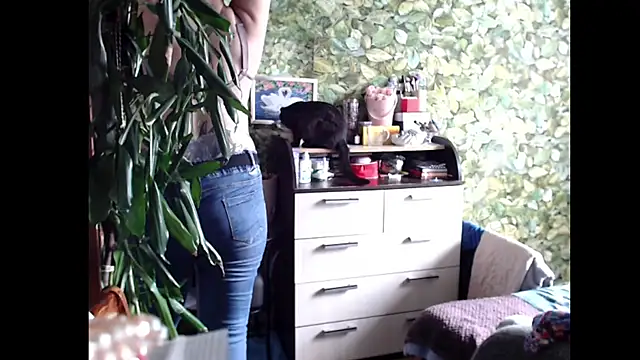Sakura Green online show from 07/05/26, 10:33