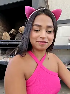 Juli Walker online show from 01/30/25, 02:15