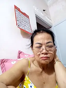 Hotestlove online show from 09/13/25, 09:58