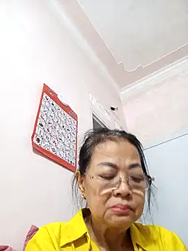 Hotestlove online show from 09/26/25, 01:37