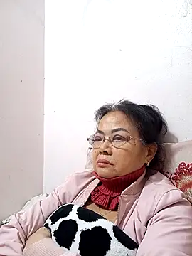 Snapshot of Hotestlove chatting on 02/04/26, 01:44 Hotestlove online show from 02/04/26, 01:44