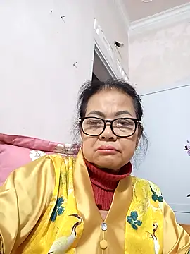 Snapshot of Hotestlove chatting on 02/20/26, 11:27 Hotestlove online show from 02/20/26, 11:27