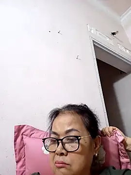 Snapshot of Hotestlove chatting on 02/25/26, 12:48 Hotestlove online show from 02/25/26, 12:48