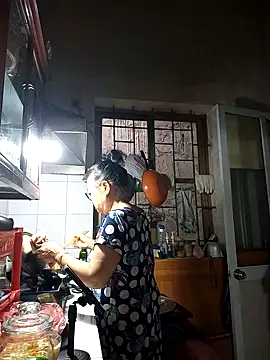 Snapshot of Hotestlove chatting on 02/27/26, 01:05 Hotestlove online show from 02/27/26, 01:05