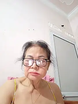 Hotestlove online show from 06/22/26, 08:33