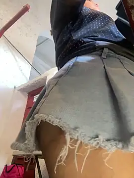 Snapshot of MerlyG chatting on 02/18/25, 08:58 MerlyG online show from 02/18/25, 08:58