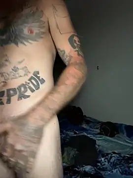 Crackkers online show from 10/17/25, 05:10