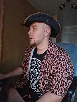 Foxyshaved online show from 10/16/25, 08:15