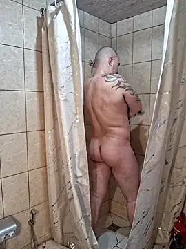 Foxyshaved online show from 04/01/26, 05:41