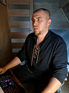 Foxyshaved online show from 06/29/26, 10:15
