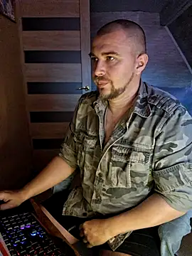 Foxyshaved online show from 07/09/26, 05:00
