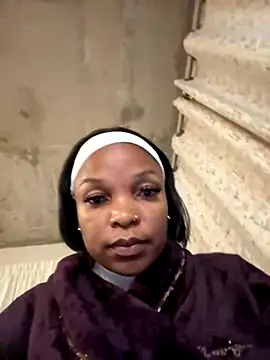 slimcateee online show from 11/17/25, 09:42