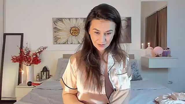 Snapshot of JoyCasidy chatting on 03/07/25, 06:00 JoyCasidy online show from 03/07/25, 06:00