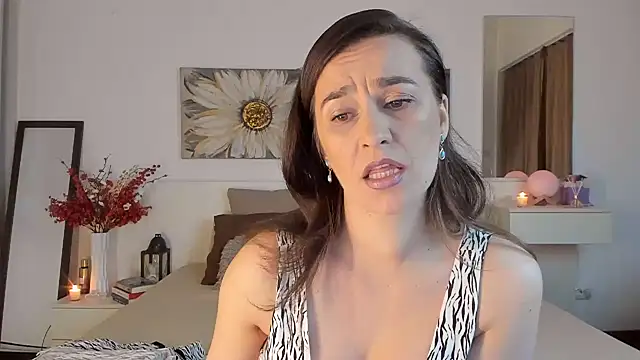 Snapshot of JoyCasidy chatting on 03/15/25, 05:37 JoyCasidy online show from 03/15/25, 05:37