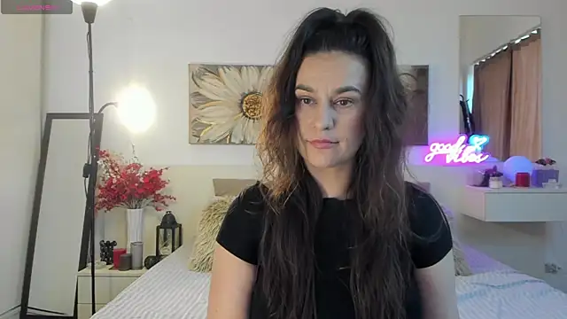 JoyCasidy online show from 11/26/25, 01:12