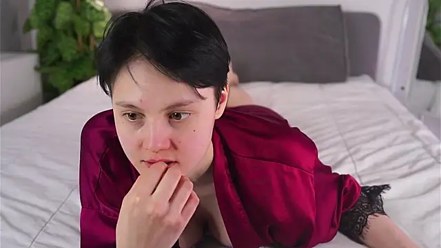 MaryCoopeer online show from 03/04/25, 08:13