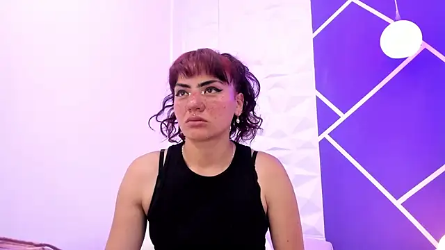 Snapshot of AlejandrraX chatting on 10/07/25, 12:02 AlejandrraX online show from 10/07/25, 12:02