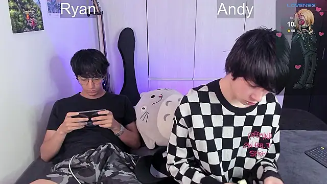 Aventure Twinks online show from 12/08/24, 03:43