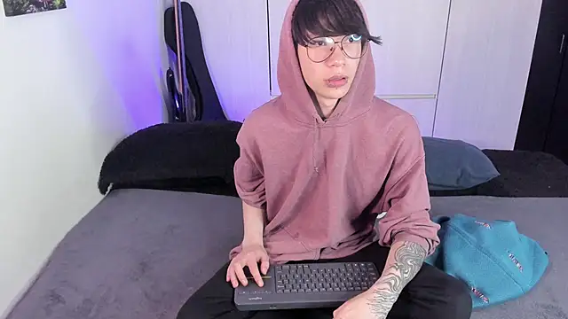 Aventure Twinks online show from 01/08/25, 01:41