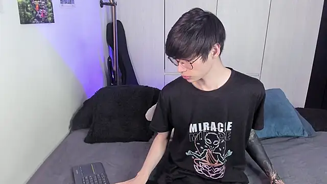 Aventure Twinks online show from 01/21/25, 10:41