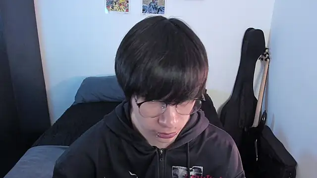 Aventure Twinks online show from 05/15/26, 11:23