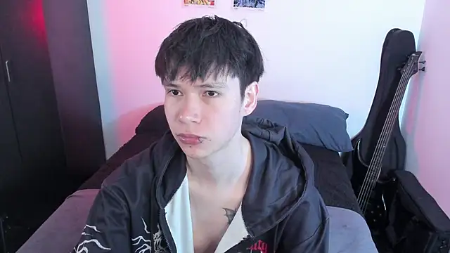 Aventure Twinks online show from 06/13/26, 08:40