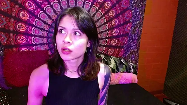 Snapshot of AbbySccott chatting on 02/14/25, 03:54 AbbySccott online show from 02/14/25, 03:54