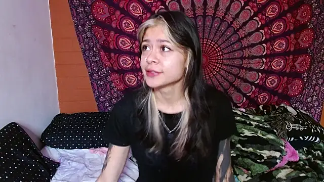 Snapshot of AbbySccott chatting on 07/25/26, 01:30 AbbySccott online show from 07/25/26, 01:30