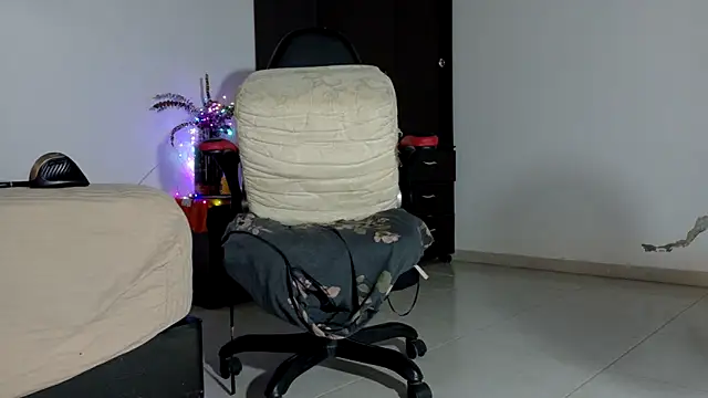 fantasty nylon online show from 03/07/26, 09:56