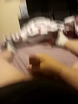 Snapshot of guy454518 chatting on 09/20/25, 01:01 guy454518 online show from 09/20/25, 01:01