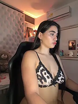 ZarahEvans online show from 09/08/25, 07:24