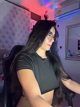 ZarahEvans online show from 02/18/26, 08:49