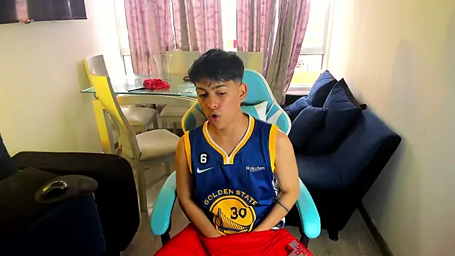 Snapshot of Franco_Rizzo_ chatting on 01/31/25, 08:54 Franco Rizzo online show from 01/31/25, 08:54