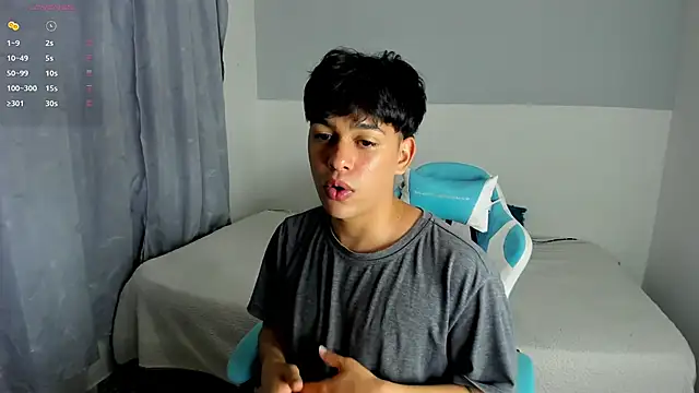 Snapshot of Franco_Rizzo_ chatting on 03/15/25, 11:06 Franco Rizzo online show from 03/15/25, 11:06