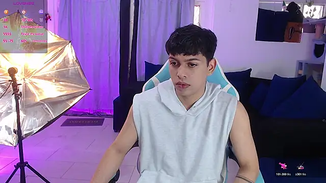 Snapshot of Franco_Rizzo_ chatting on 01/06/26, 04:43 Franco Rizzo online show from 01/06/26, 04:43