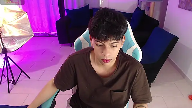 Snapshot of Franco_Rizzo_ chatting on 01/15/26, 08:23 Franco Rizzo online show from 01/15/26, 08:23