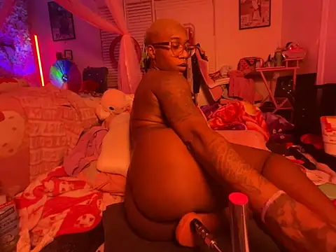 VixenCapri online show from 04/09/26, 04:23