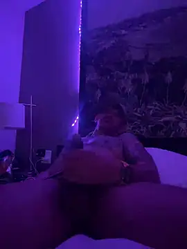 Snapshot of RoodoggXL chatting on 01/14/25, 12:35 RoodoggXL online show from 01/14/25, 12:35