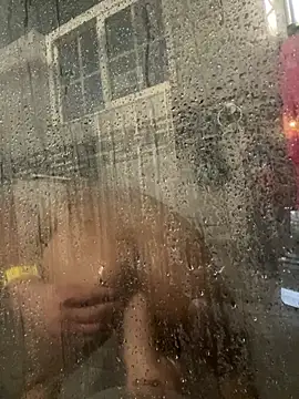 Snapshot of RoodoggXL chatting on 02/13/25, 02:20 RoodoggXL online show from 02/13/25, 02:20