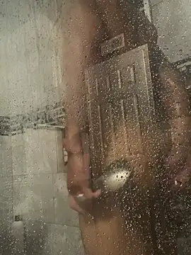 Snapshot of RoodoggXL chatting on 02/27/25, 03:04 RoodoggXL online show from 02/27/25, 03:04