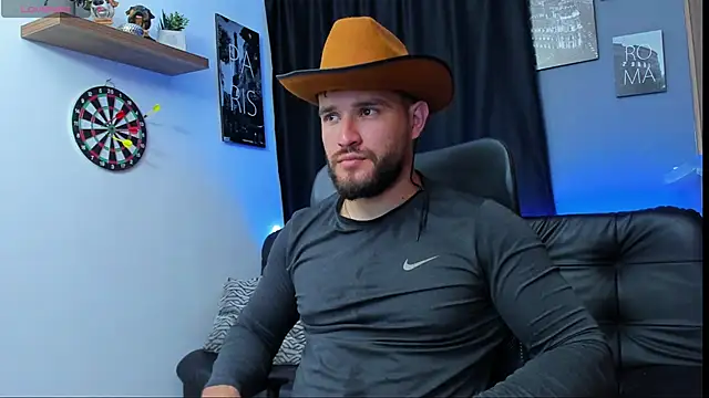 Snapshot of AndrewDiaz chatting on 01/29/25, 03:01 AndrewDiaz online show from 01/29/25, 03:01