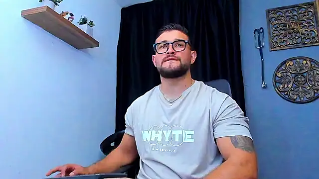 AndrewDiaz online show from 02/02/26, 05:28