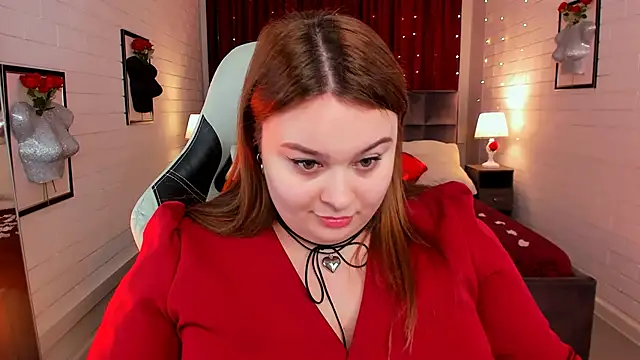 Snapshot of KimberlyMaran chatting on 02/14/25, 04:31 KimberlyMaran online show from 02/14/25, 04:31